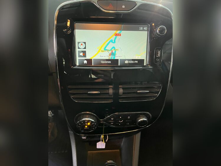 Renault Clio  foto 11